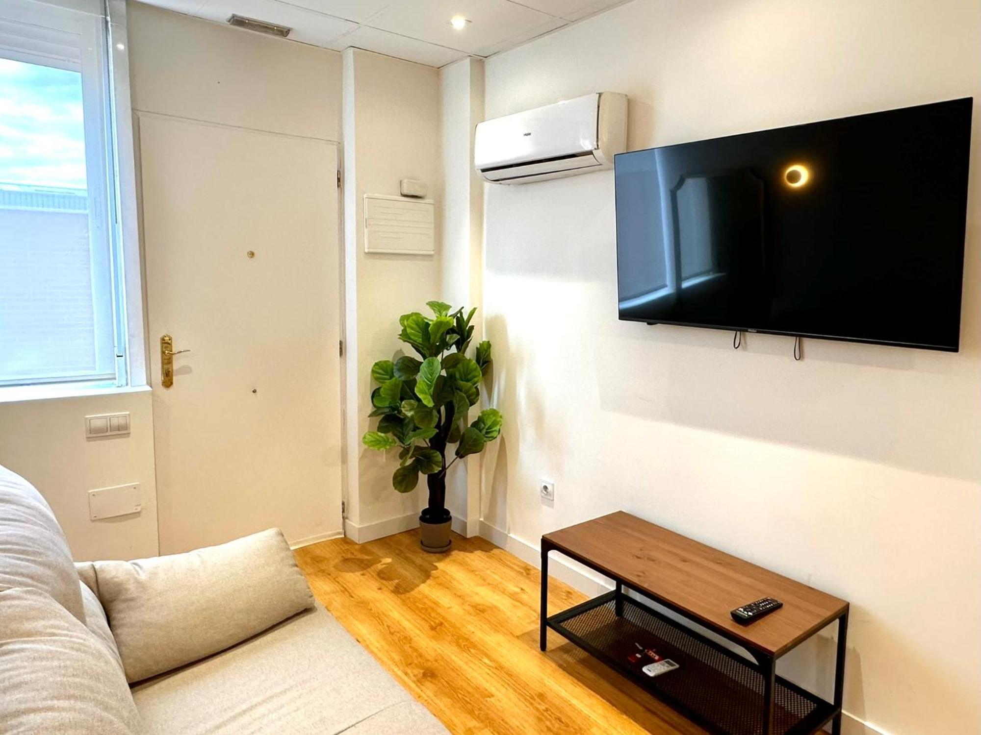Apartamentos Noviembre Madrid Exterior photo